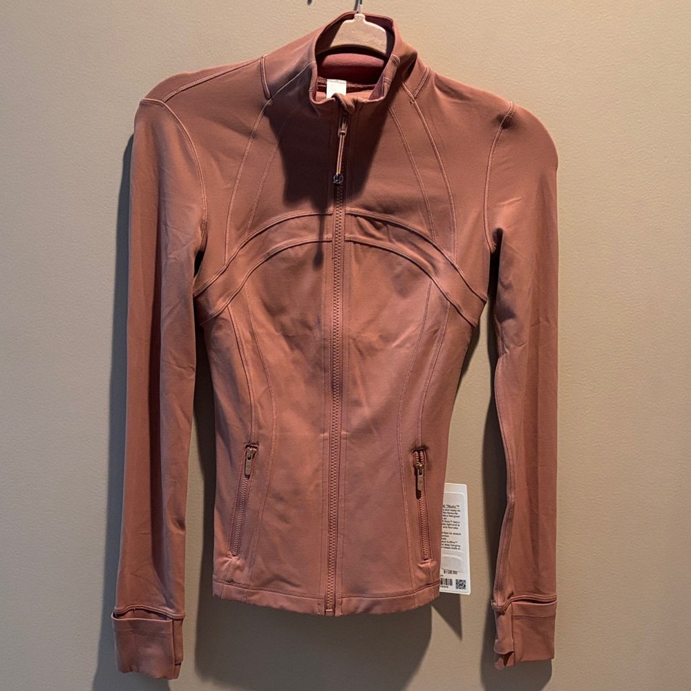 LULULEMON DEFINE JACKET *Nulu in RED CLAY SZ 2 NWT
